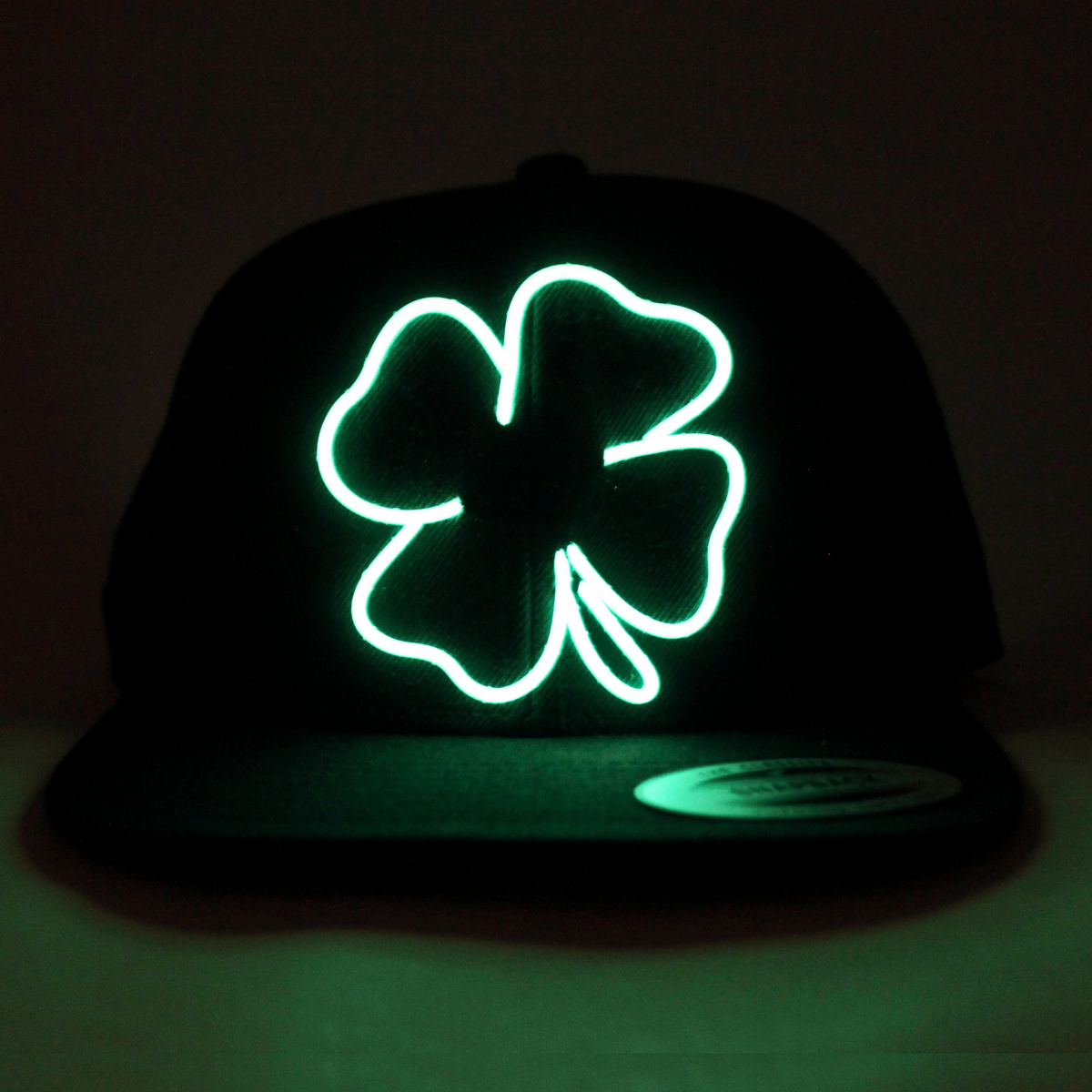 BOSTON RED SOX ST PATRICKS DAY SHAMROCK HAT BLACK