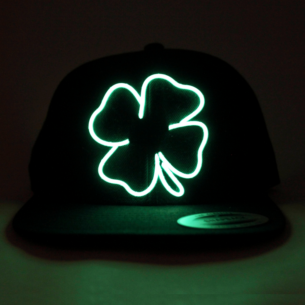 
                
                    Load image into Gallery viewer, Light Up St. Patrick&amp;#39;s Day Clover Hat
                
            
